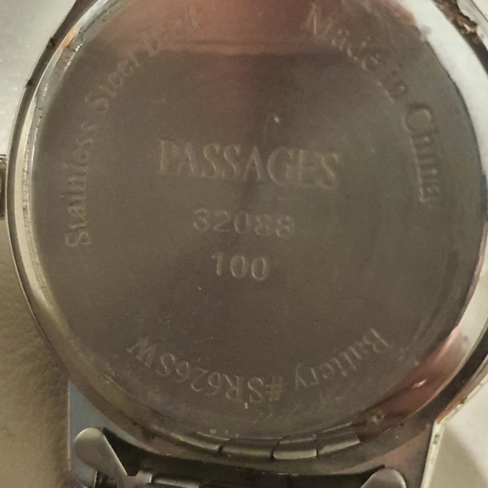 10/$20 Passages Silver/Goldtone Stainless Steel Men's Watch